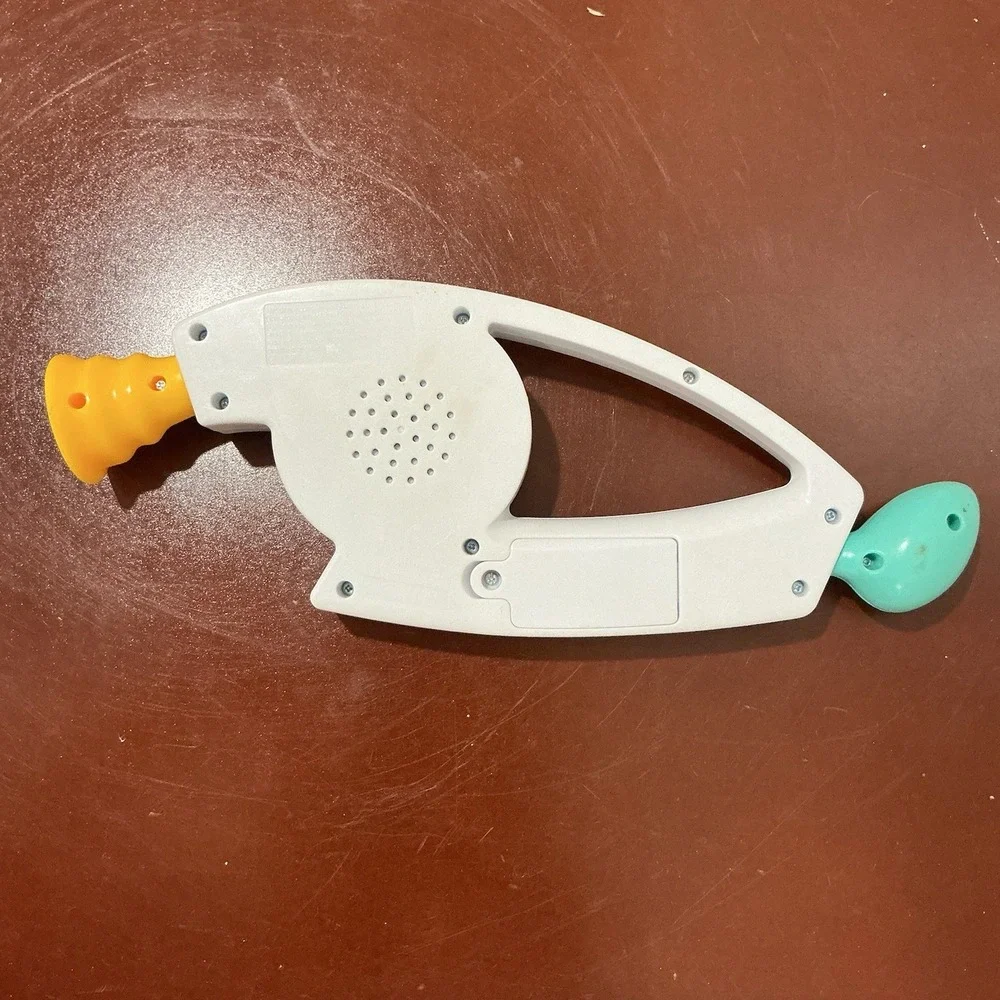 Bop It! 2018 Hasbro Gaming The Classic Game of Bop It Twist It Pull It Tested